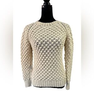 The Highland Women's vintage knit Cream Sweater Size Medium​